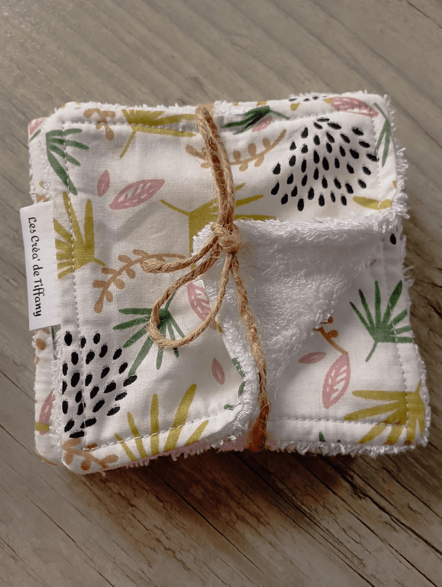 Lingettes démaquillantes lavables.